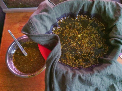 Suodatus kankaan läpi